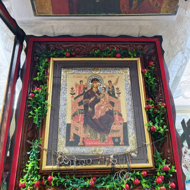 Икона Божией Матери Всецарица