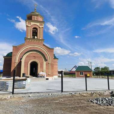Храм Архангела Михаила в селе Глядянское