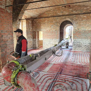 Заливаем теплые полы в храме
